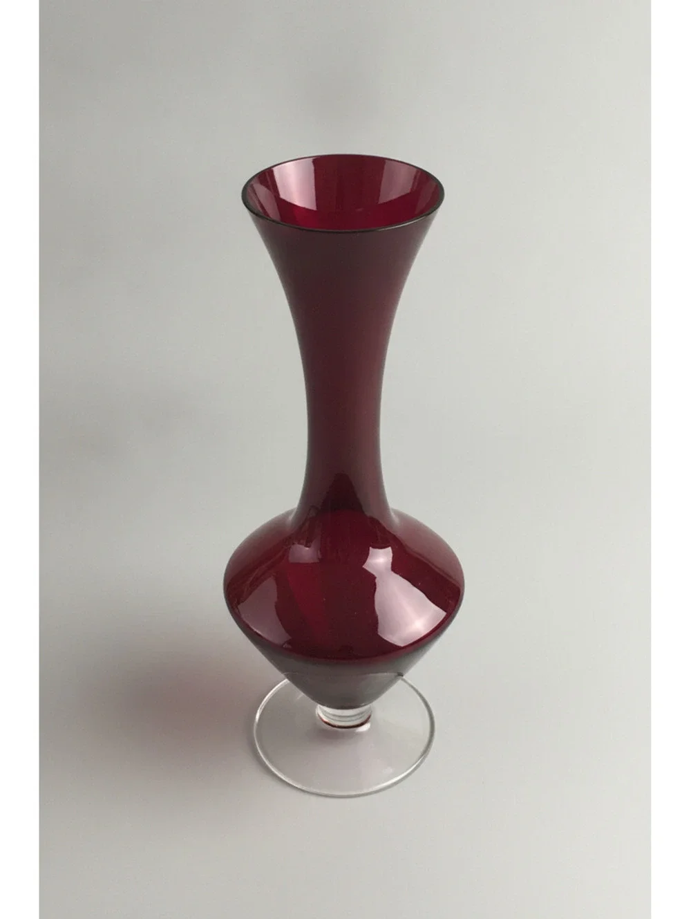 Vintage Mid-Century Ruby Red Art Glass Bud Vase w/ Twisted Stem 8" - Picture 4 of 4